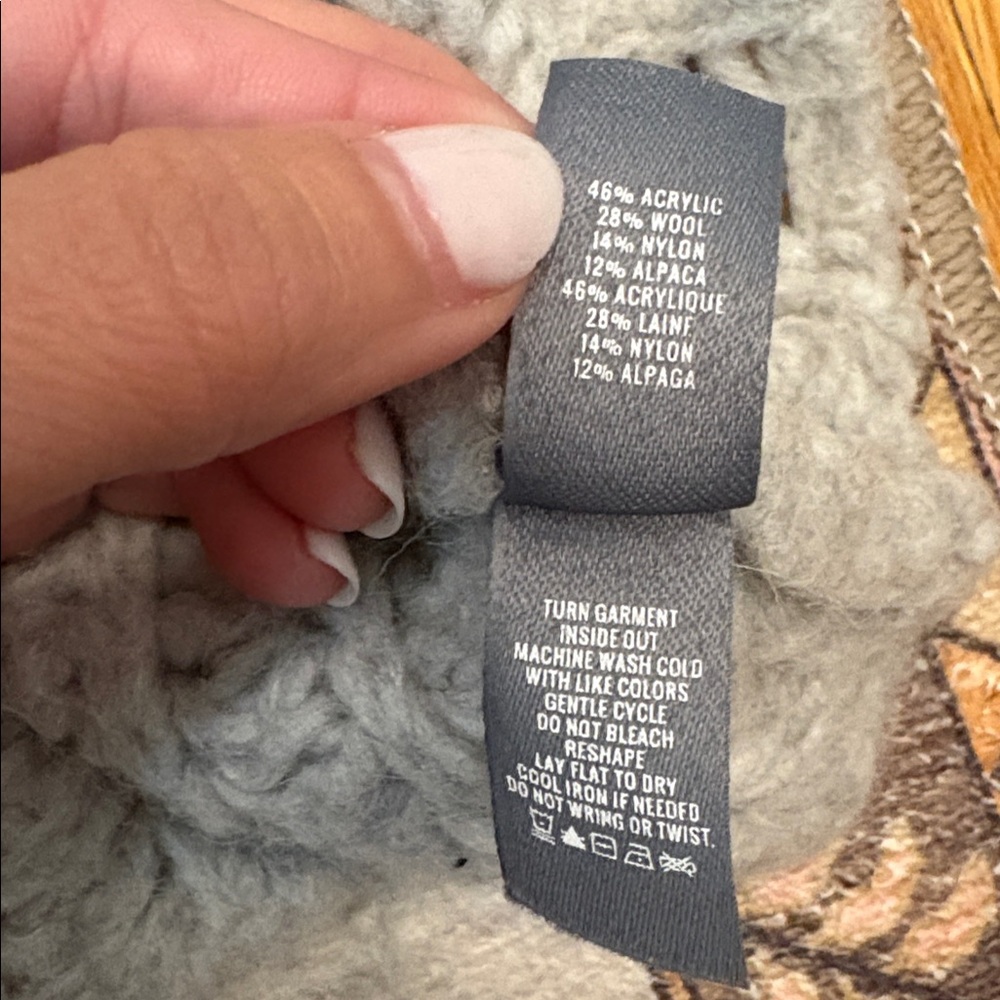 ✨ AERIE ✨ Gray Wool Alpaca Blend Cozy Chunky Turtleneck Sweater Size Small Flaw - Picture 4 of 9